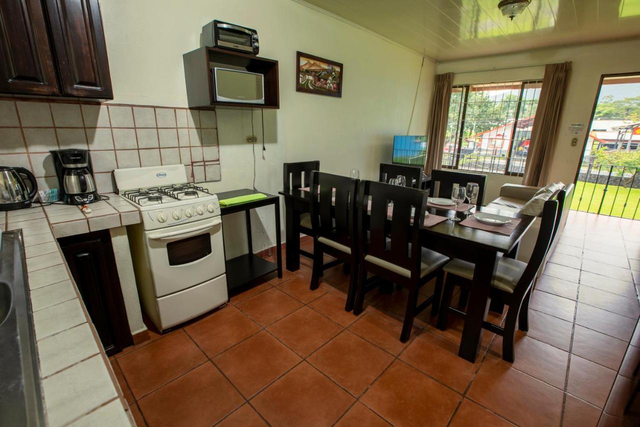 Condo'S Vista Al Volcan La Fortuna Kültér fotó